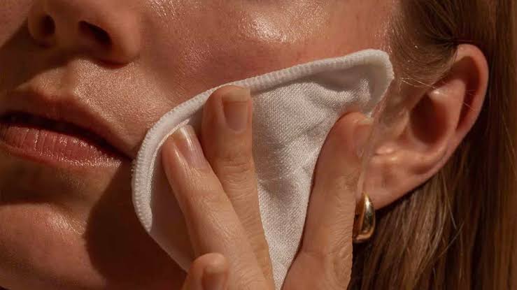 8 Best Exfoliating Toners for Glowing Skin in 2026