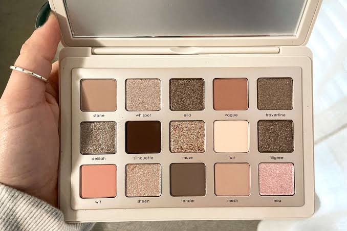 8 Best Eyeshadow Palettes for Neutral Everyday Looks in 2026