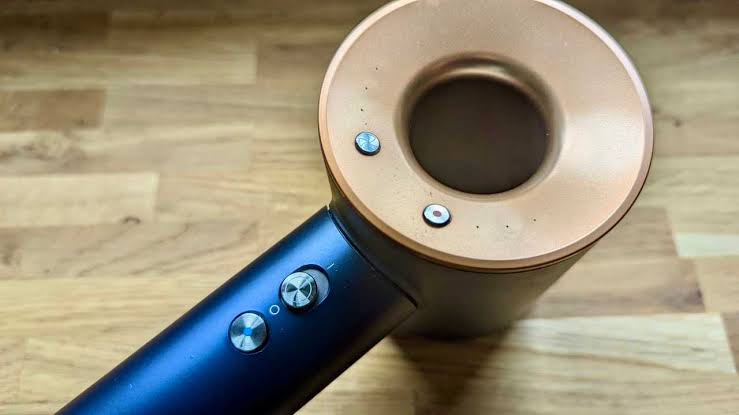 8 Best Hair Dryers for Thick Hair in 2026