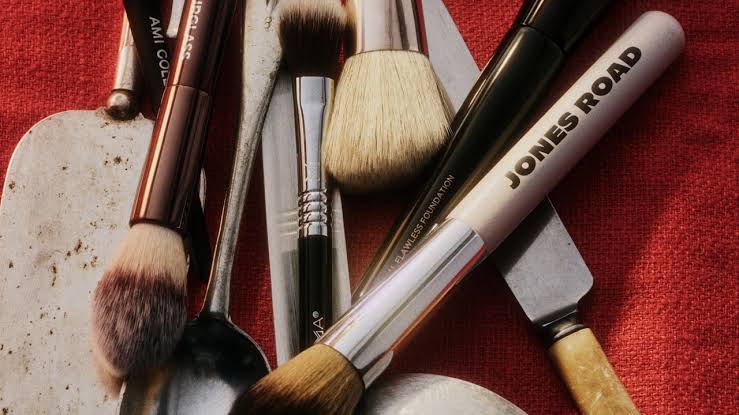 8 Best Makeup Brushes for Flawless Foundation Application in 2026