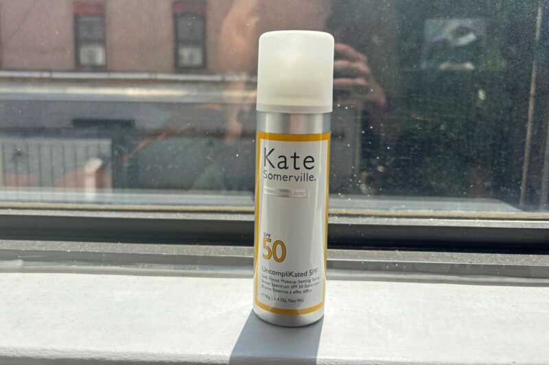 8 Best Makeup Setting Sprays for All-Day Wear in 2026